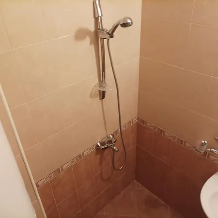 студия-солнце бассейн Apartment